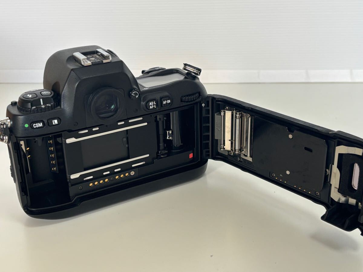 Nikon ニコン F100 元箱付き 一眼レフフィルムカメラ ご覧頂き