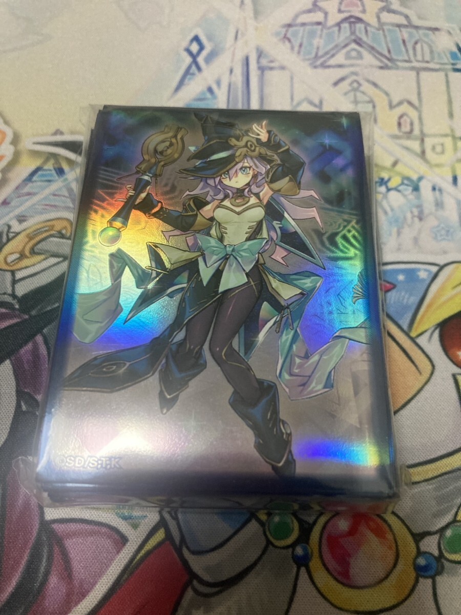 遊戯王　幻想の見習い魔導師　スリーブ judge 100枚入り ② 1円スタート 遊戯王 幻惑の見習い魔導師 スリーブ 100枚入り 新品未開封