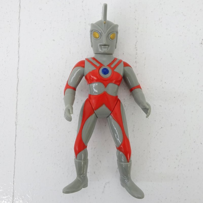 ☆中古☆ブルマァク B-CLUB バンダイ 復刻版怪獣シリーズ ウルトラマン