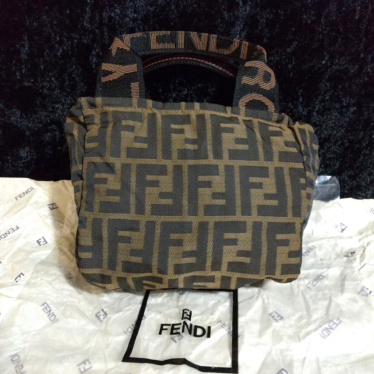 [北6738]FENDI ズッカ柄 ハンドバッグ ミニバッグ FENDI ズッカ柄 ミニハンドバッグ ミニ トートバッグ フェンディ ZUCCA
