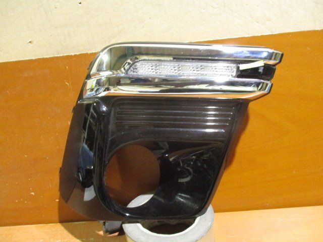  フォレスター SKE 後期 右フォグカバー + LED イルミネーション デイライト 純正オプション KOITO 278-60485 SK5/SK9(フロント)｜売買されたオークション情報、yahooの商品情報をアーカイブ公開 - オー スバル用