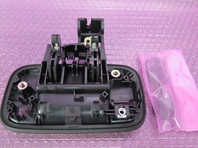 未使用　ＤＡ１７Ｗ　エブリィワゴン ＤＡ１７Ｖ　エブリィ　バックドアハンドル　カメラ穴有　リクエストスイッチ有　クールカーキ ＺＶＤ_2