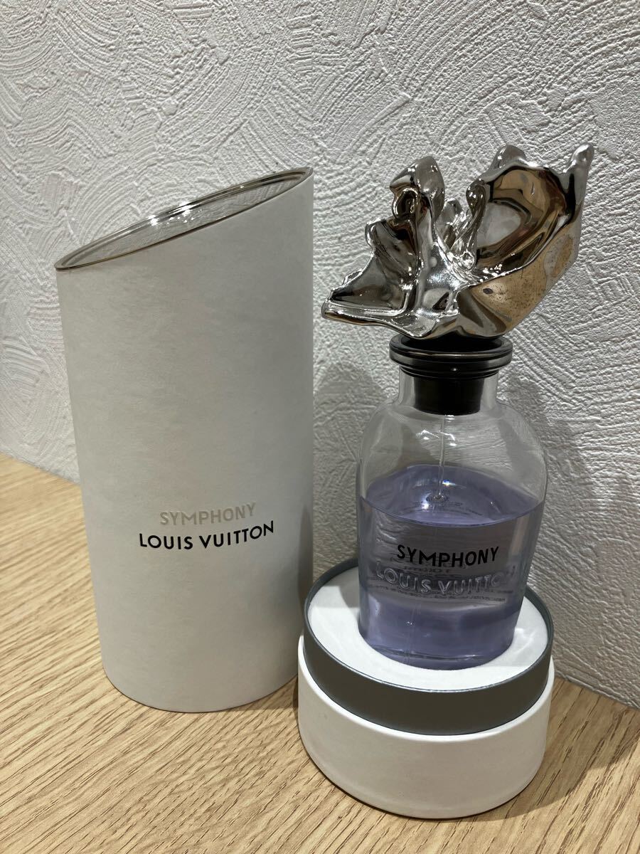 ルイヴィトン シンフォニー 香水 LOUIS VUITTON Symphony Louis 公式