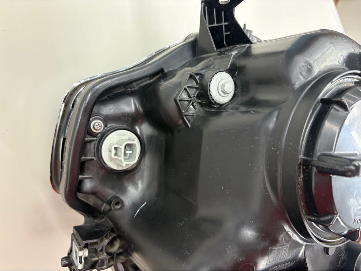ハスラー MR41S MR31S 純正 HID 左 ヘッドライト 取り付け部分破損無し