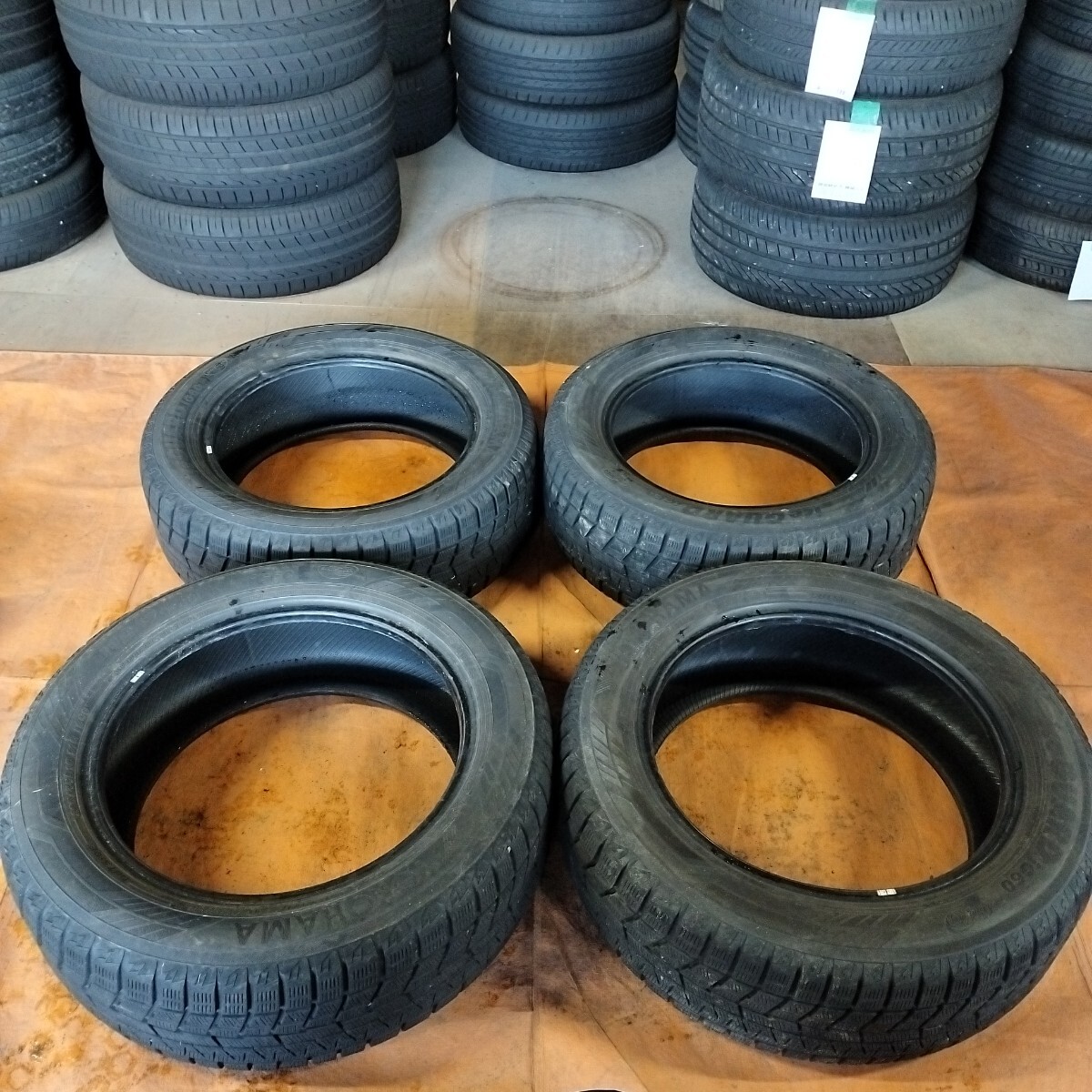 ☆送料込☆バリ溝☆22年製☆ヨコハマ アイスガード iG50 195/45R17