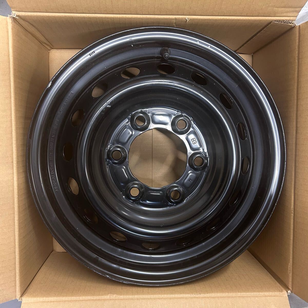 新車外し 日産 キャラバン NV350 純正 E25 E26 鉄ホイール 15x5.5J 6