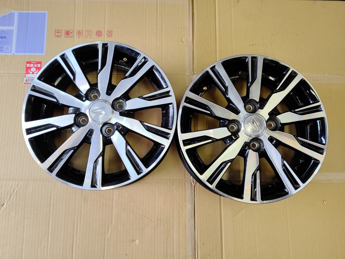 ダイハツ純正アルミホイール2本14インチ美品4穴ノーマルDAIHATSU② タントムーブキャンバスセンターキャップ有り ET ET45