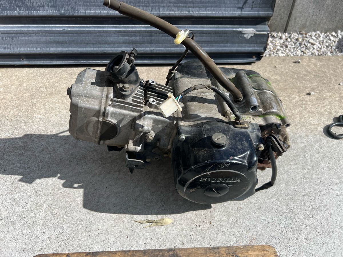 AA01 エンジン リトルカブ ホンダ セル付き FI 実働 4速 リトルカブFI 