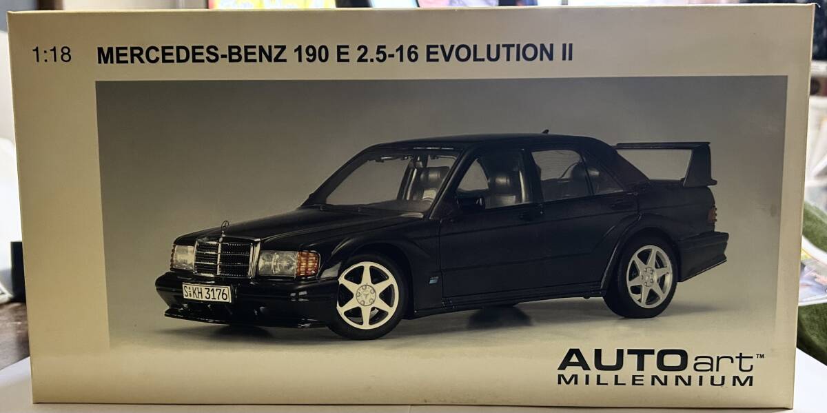 AUTOart オートアート 1/18 MERCEDES-BENZ メルセデスベンツ 190E 2.5