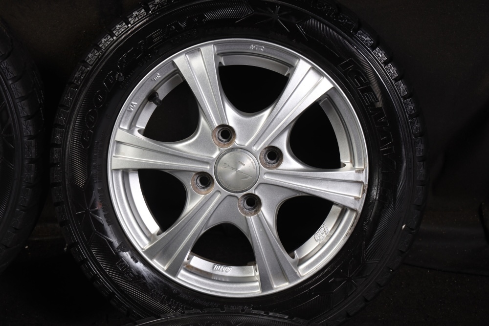 ☆バリ山 155/65R13 国産GOODYEAR 2020年製 スタッドレス 4本SET