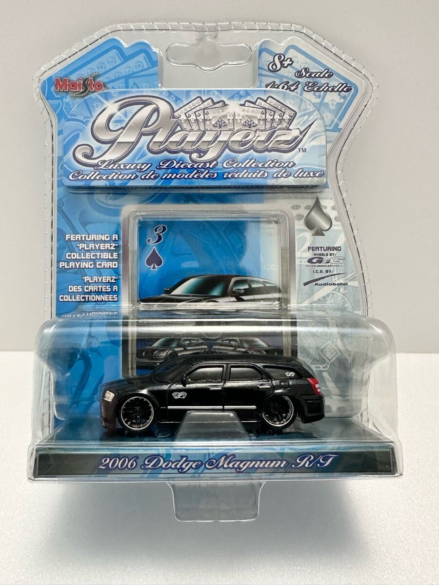 MAISTO Playerz 2006 DODGE MAGNUM R/T マイスト プレイヤーズ ダッジ マグナム カスタム ラメ エアサス オーディオ AUDIOBAHN ラグ 1/64_1