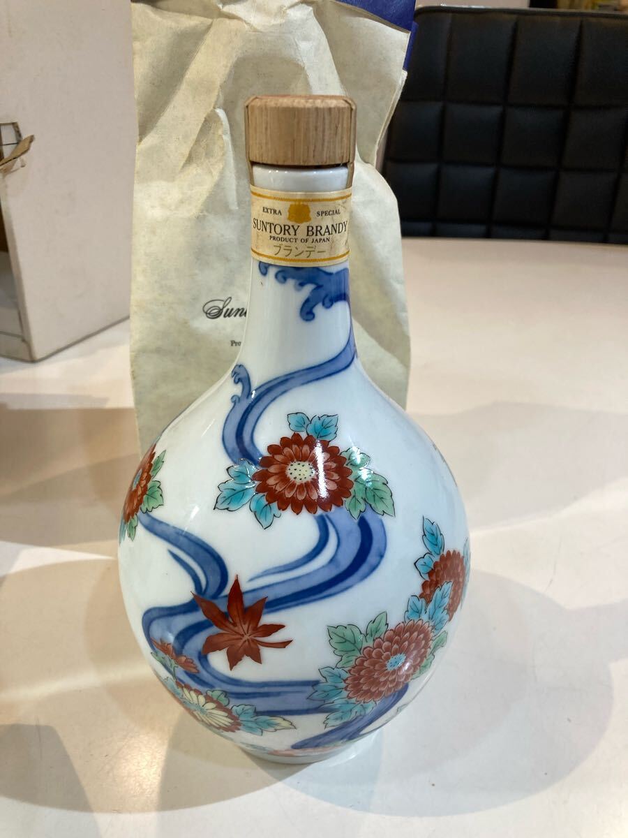 SUNTORY サントリー ブランデー 有田焼 陶器ボトル 染錦菊水文 1989年