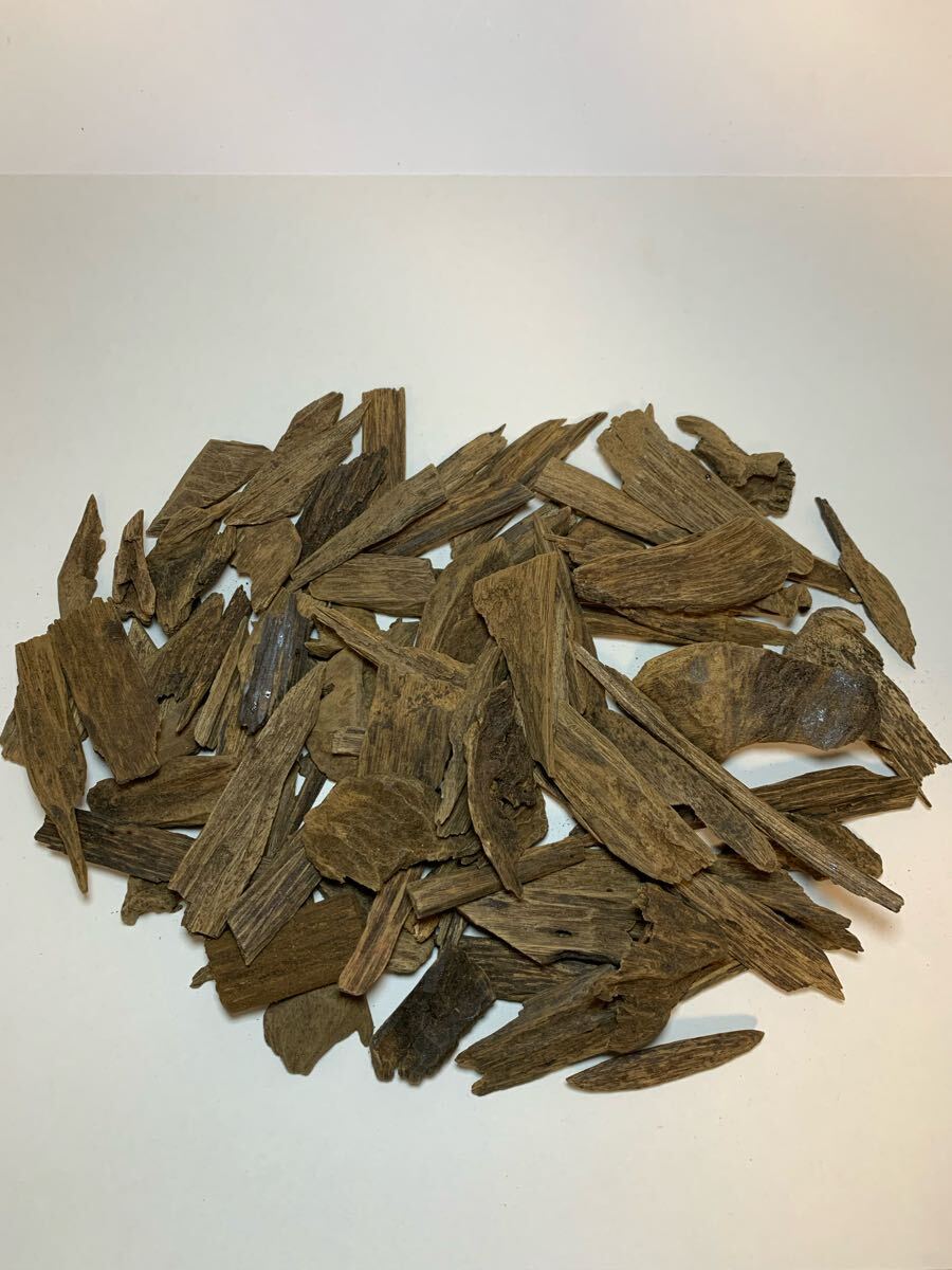 ■沈香■松栄堂謹製 香木 極品沈香 約120.3g 聞香用香木 古い沈香 箱付 ★香道 茶道｜沈香 伽羅｜古美術 骨董品｜お香 線香|香道具茶道具★_6