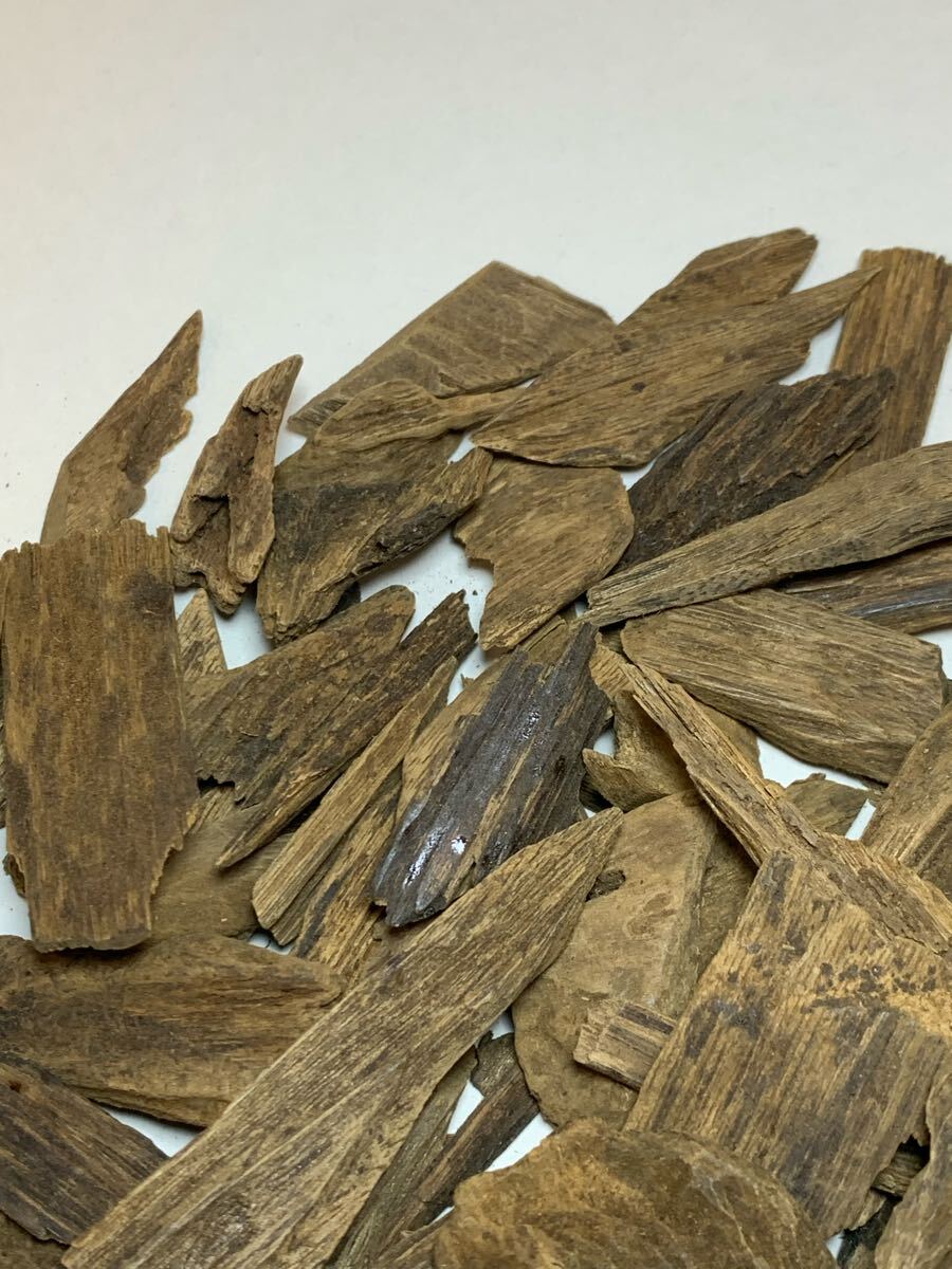 ■沈香■松栄堂謹製 香木 極品沈香 約120.3g 聞香用香木 古い沈香 箱付 ★香道 茶道｜沈香 伽羅｜古美術 骨董品｜お香 線香|香道具茶道具★_9