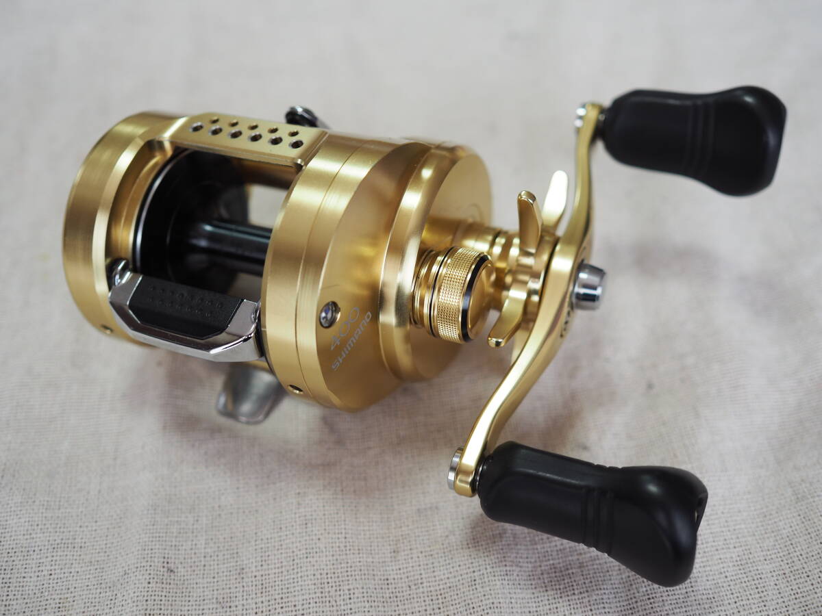 ♪♪超美品　シマノ　18　カルカッタ　コンクエスト　400　日本製♪♪_1