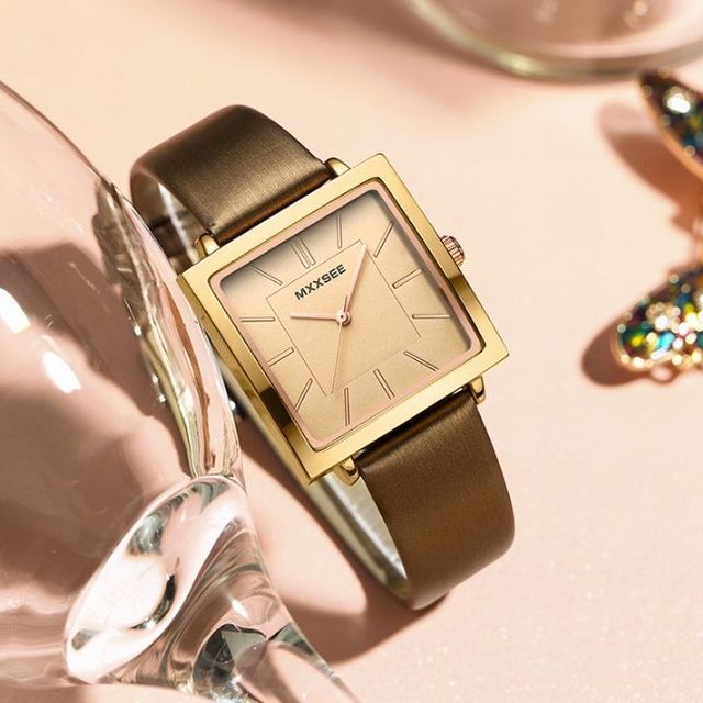 ■ギフトボックス付き■新品 レディース 腕時計 ゴールド 金 【サザビー 人気ブランド グッチ コーチ レディース】_1