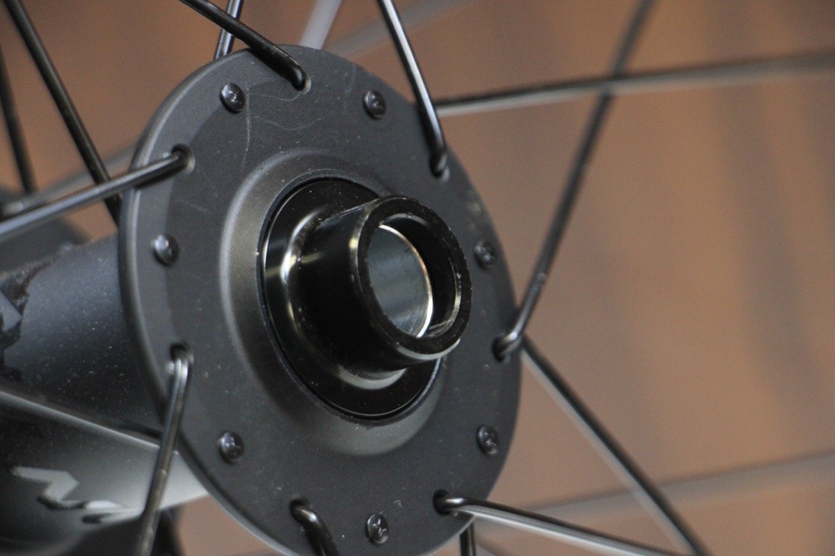 ○BONTRAGER ボントレガー LINE 30 DISC 29er MTB クリンチャー チューブレス フロントホイール 極上品_3