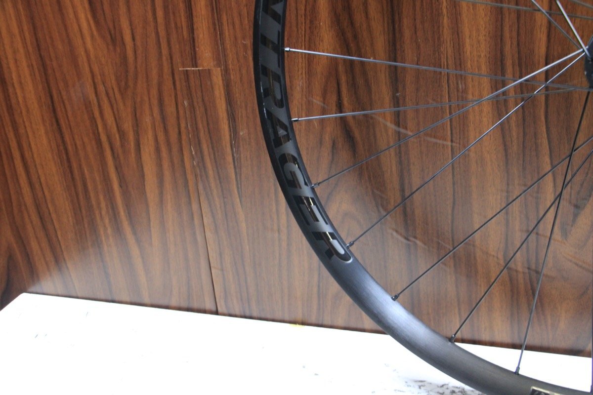 ○BONTRAGER ボントレガー LINE 30 DISC 29er MTB クリンチャー チューブレス フロントホイール 極上品_9