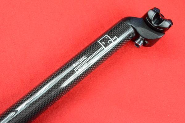 新品★GIANT純正★RACING★他社バイクにも◆ジャイアント★軽量★3Kカーボン★実測236g★ B1_1