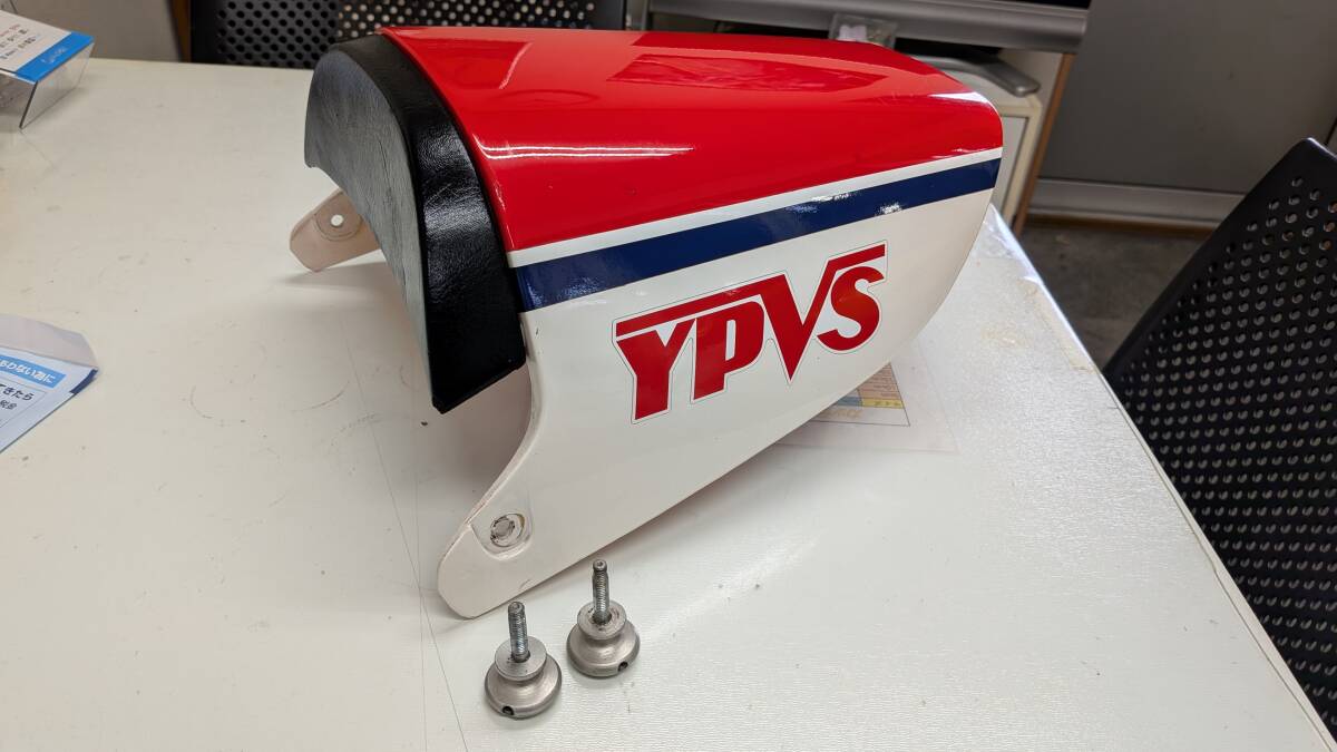 ☆希少☆ ヤマハ RZV500R 純正 シングルシートカバー 専用ボルト付き