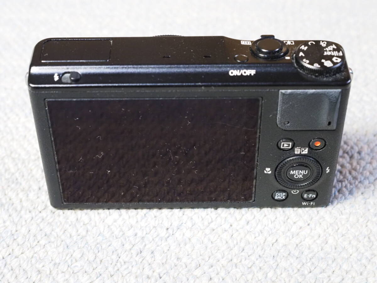 ★★★フジフィルム　FUJIFILM XQ1　コンパクトカメラ　美品★★★_4