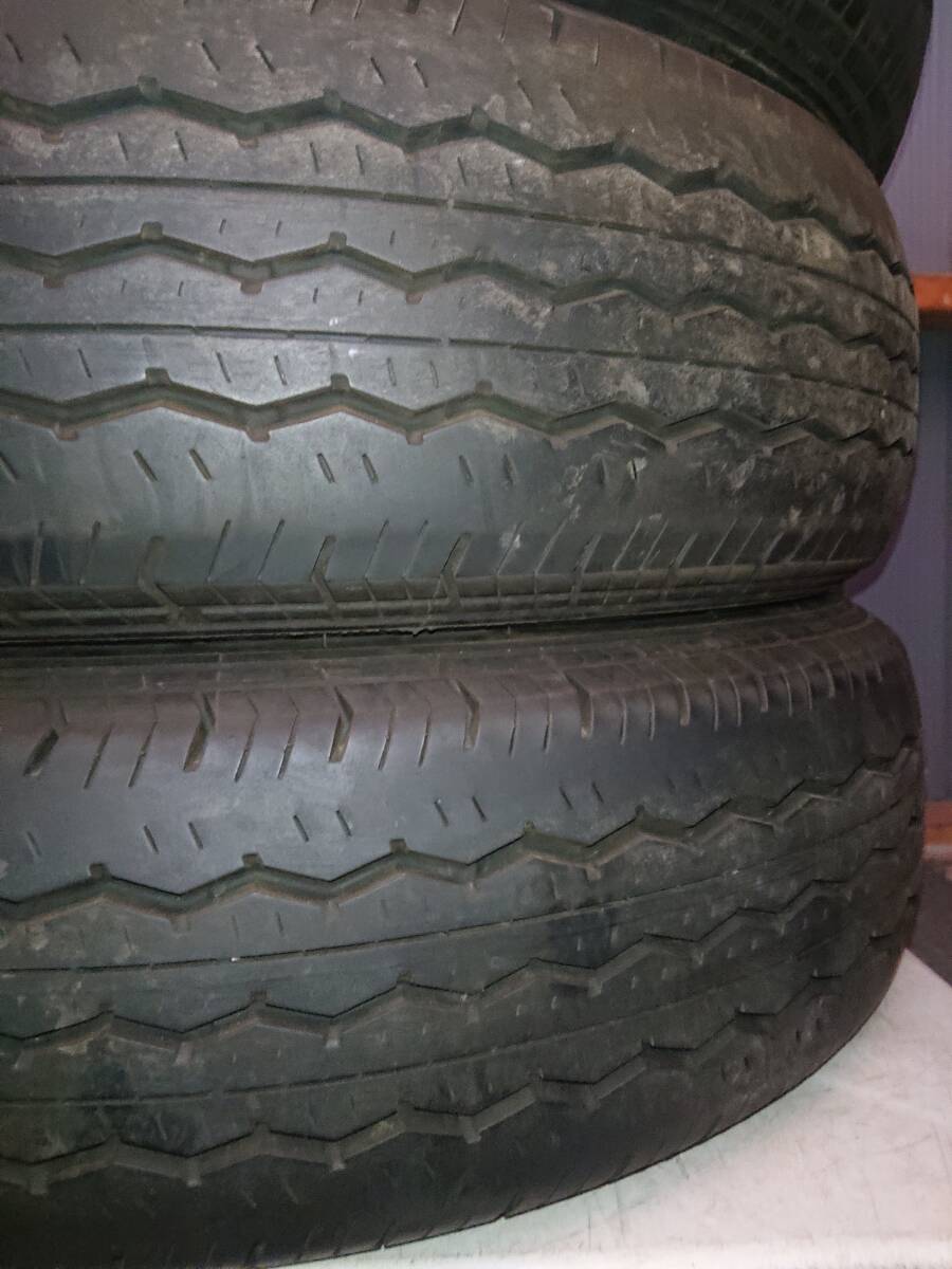 ハイエース納車前外し195/80R15LTエコピアRD613 タイヤ4本 エコピア