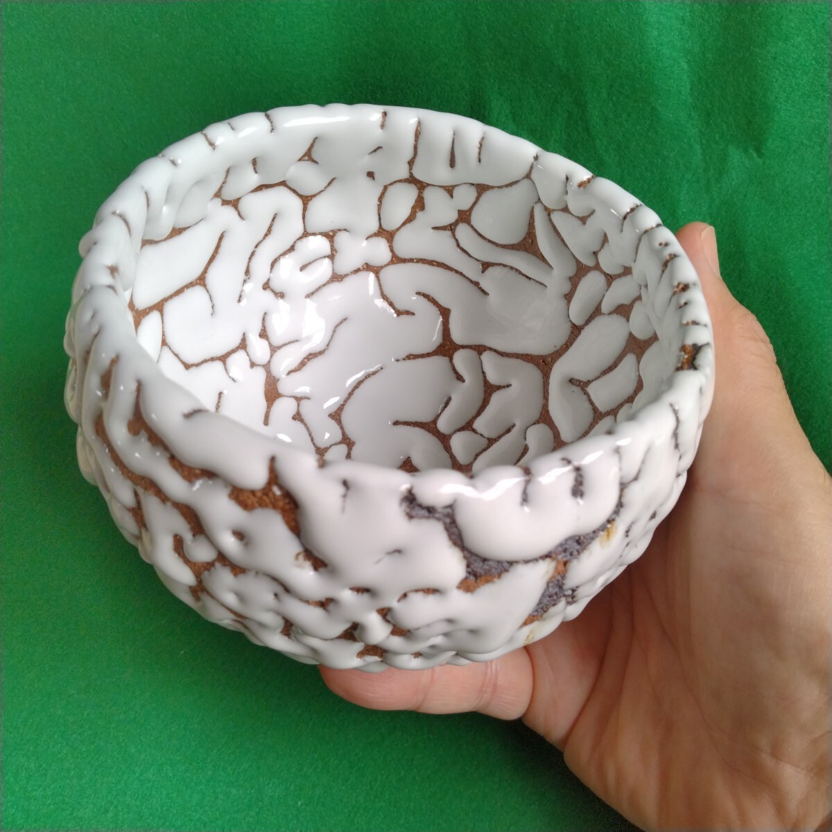 三輪休雪？印 鬼萩 茶碗☆割高台☆釉剥げ・ガタツキ・口縁に窯傷☆ 萩