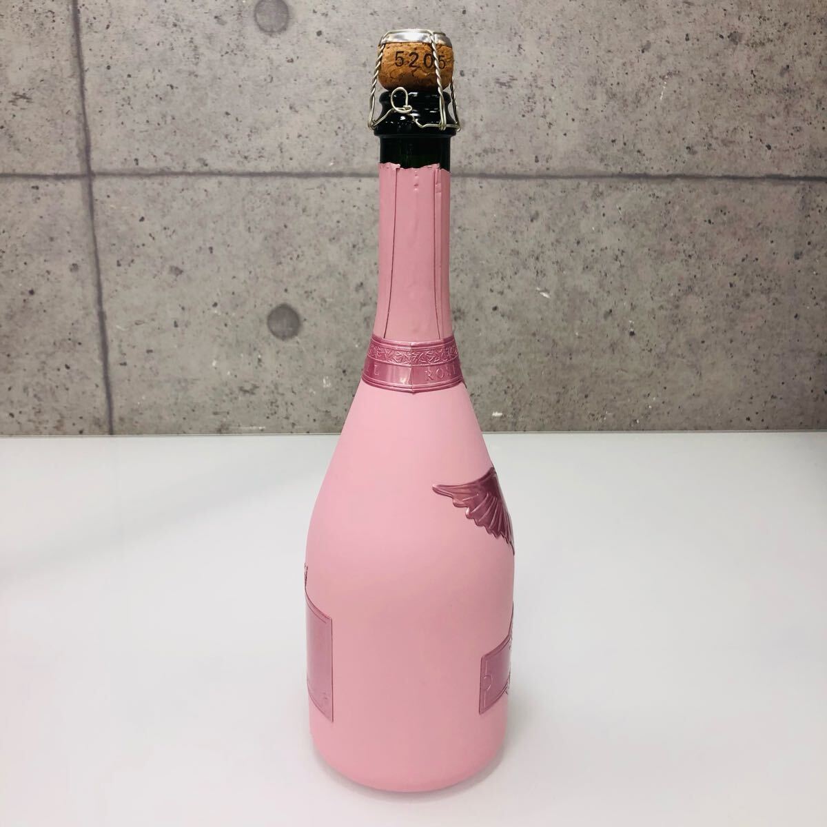 ANGEL CHAMPAGNE エンジェル シャンパン 空瓶 空ボトル ピンク ファー