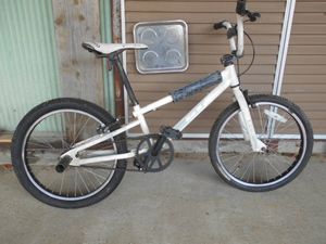 クロスバイク　２０インチ　小さな自転車　検ジャイアント　パナソニック　ブリジストン