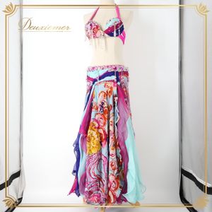 ベリーダンス オリエンタル 衣装 上下セット ピンク系 ラインストーン ビーズ 青 黄 紫