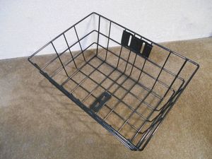 ほぼほぼ新品/未使用の「ミニベロ/折り畳み自転車向け かご/バスケット」　目立たない傷