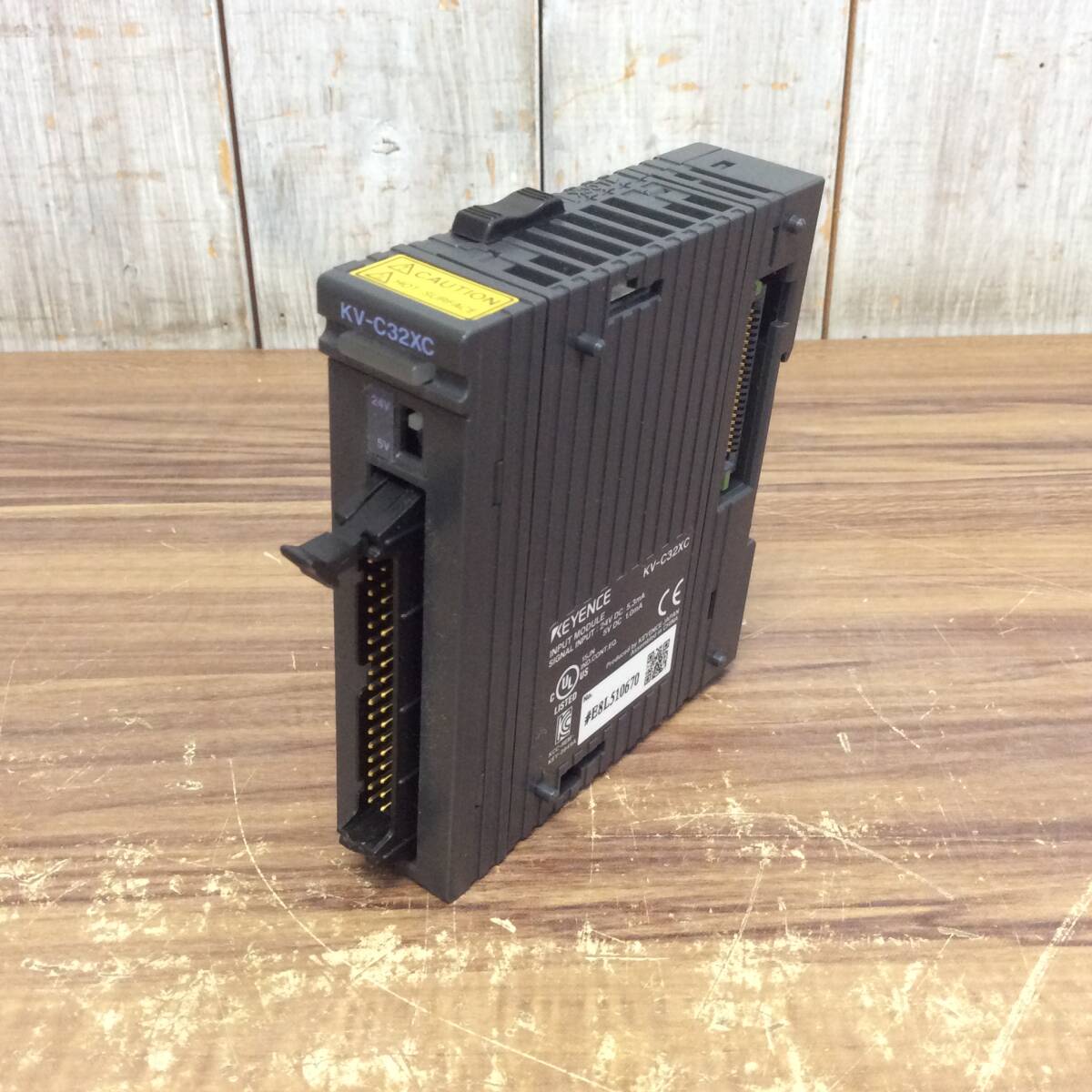 キーエンス KV-C32XCの値段と価格推移は？｜4件の売買データから