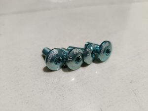 超希少 Bianchi ビアンキ Carbon-Ti チェレステ ボトルケージ ボルト