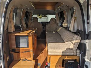 ヴォクシー4WD カトーモーター製　FFヒーター、200wソーラー他