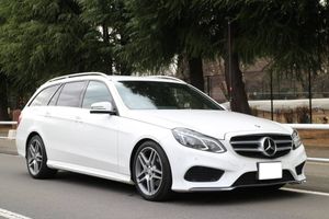 【抜群の程度に自身あります ディーゼル】H27 ベンツE220ブルーテック アバンギャルド AM