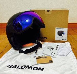 サロモンゴーグル付き　　　　　　　　　　　スキースノーボードヘルメット