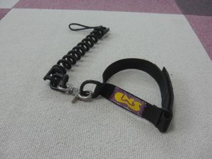 スノーボード　リーシュコード　流れ止め