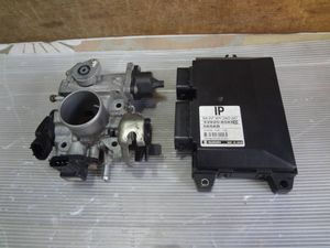 67082 ワゴンR MH21S エンジンコンピューター ECU 33920-65KB スロットルボディ 18年