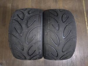 ヨコハマ　アドバンA050　295/30-18　GS　中古2本