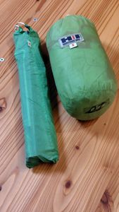 ツェルト　簡易テント　ポール ペグ あり