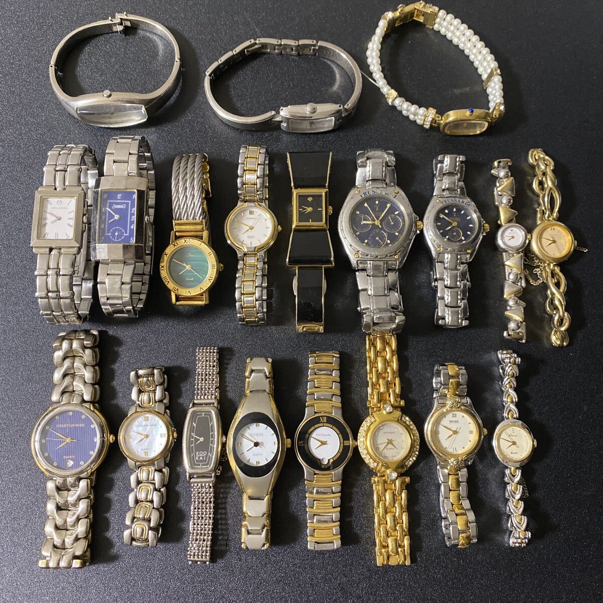 CHRISTIAN MODE 時計の値段と価格推移は？｜18件の売買データから