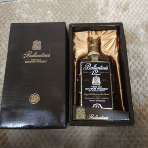 バランタイン 12年の平均価格は4,438円｜ウイスキーの価格相場・買取価格