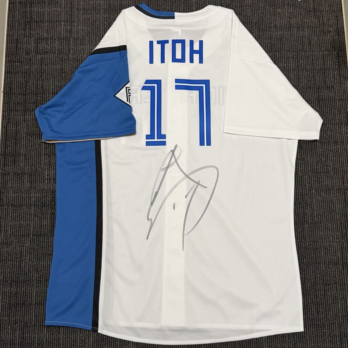 日本ハム 大谷 ユニフォームの値段と価格推移は？｜49件の売買データ 
