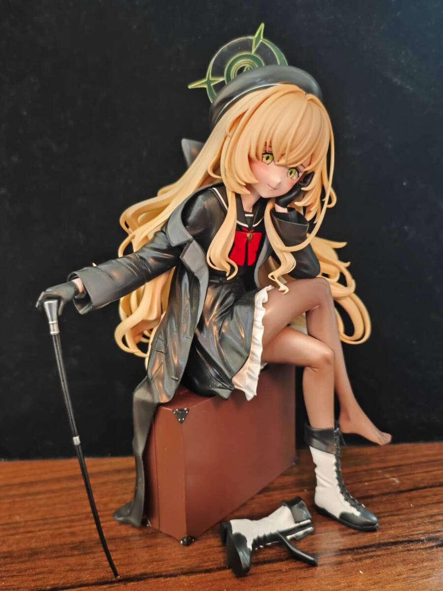 塗装済完成品 ニヤニヤ教授 ブルーアーカイブ ブルアカ 1/7 フィギュア