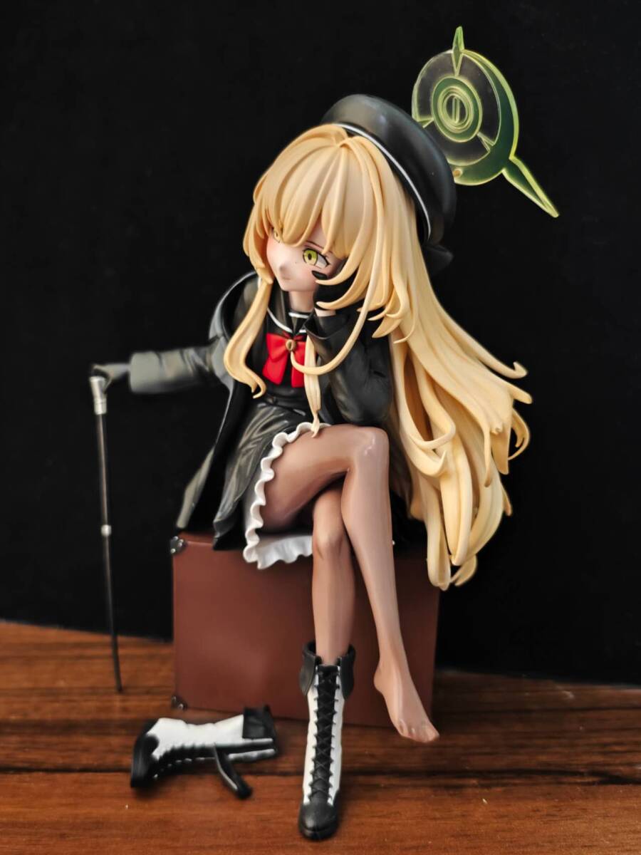 塗装済完成品 ニヤニヤ教授 ブルーアーカイブ ブルアカ 1/7 フィギュア