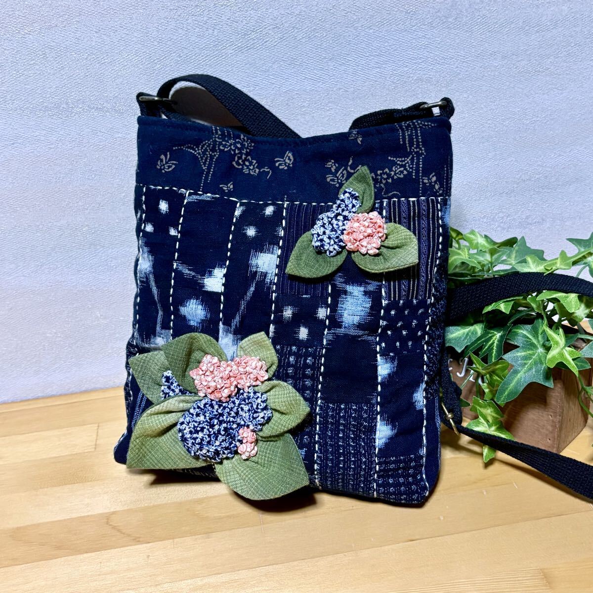 古布 絣 パッチワーク リメイク ポシェット 刺し子 ハンドメイド
