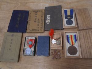 軍記章のYahoo!オークション(旧ヤフオク!)の相場・価格を見る｜Yahoo