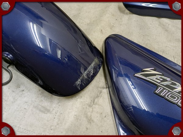 ○中古品○ゼファー1100用 カワサキ純正 外装セット (タンク・サイド