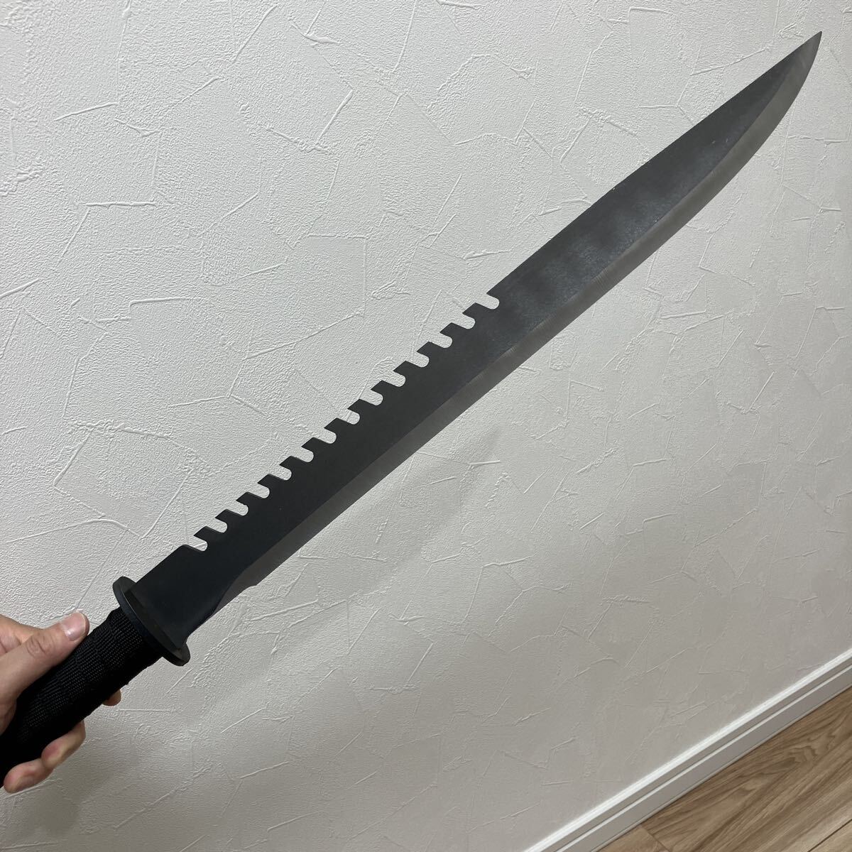 【高品質】戦術決闘剣 模造刀 武具 コスプレ アウトドア サバイバルナイフ 大型72cm】サバイバルナイフ 模造刀 高炭素鋼 鉄味抜群 山刀 剣鉈
