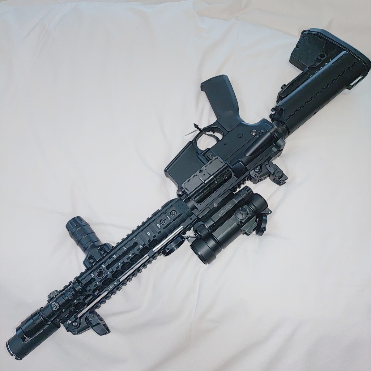 東京マルイ 次世代電動ガン M4 CQB-R NOVESKEタイプ ハンドガード